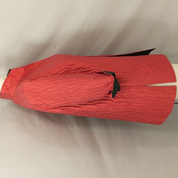 Grace Chuang Lush Fabric Red & Black Jacket Rich Silk Look Asian Styling Pockets - Picture 4 of 12